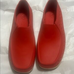 Natives Men's Corrado Slip On Shoe size M/9- W/11. Shock absorbent